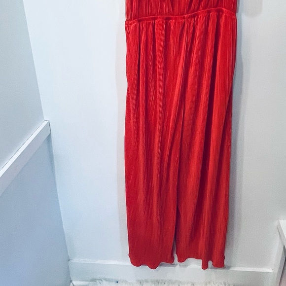 Lane Bryant Coral Pleated Multi-Way Off-The-Shoulder Jumpsuit size 14/16 - Picture 7 of 11